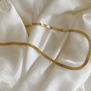 gold choker chain necklace minimalist valentines day gift